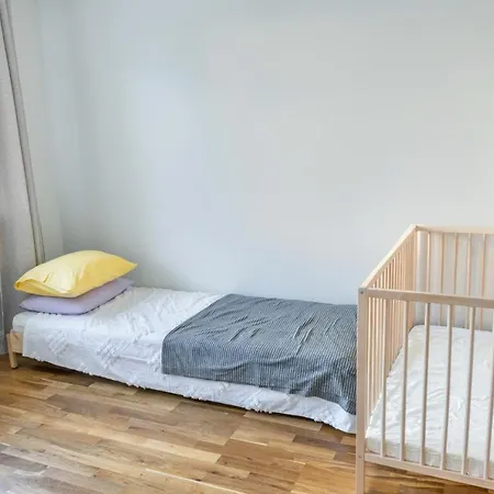 Spacious Family Friendly Apartment, Free Parking * Tallinn
