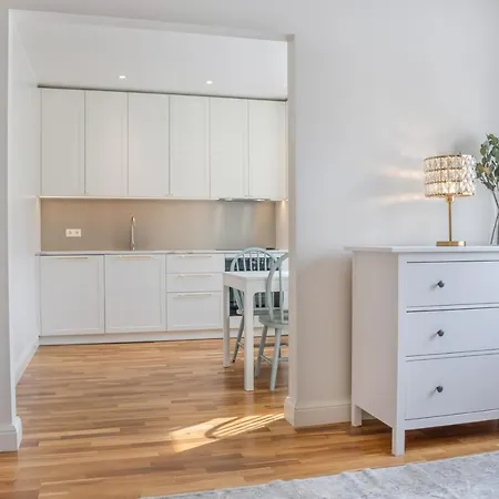 Spacious Family Friendly Apartment, Free Parking * Tallinn